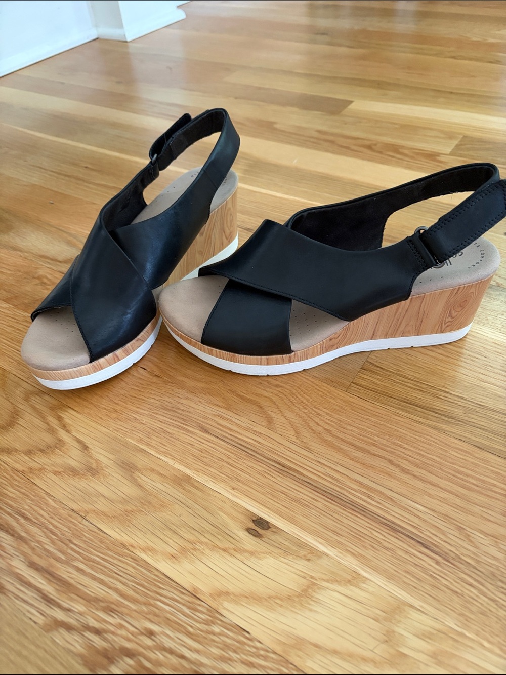 Collection by Clark’s Black Wedge Slingback Sandals sz 9.5 Women's
